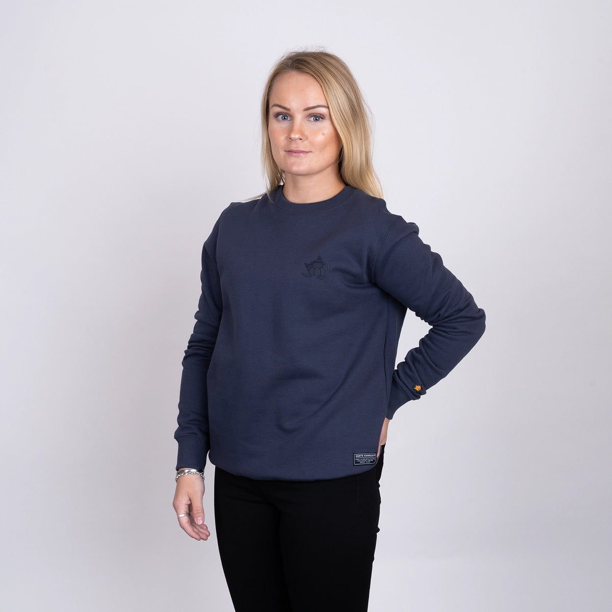 CB CREWNECK - BARITONE BLUE