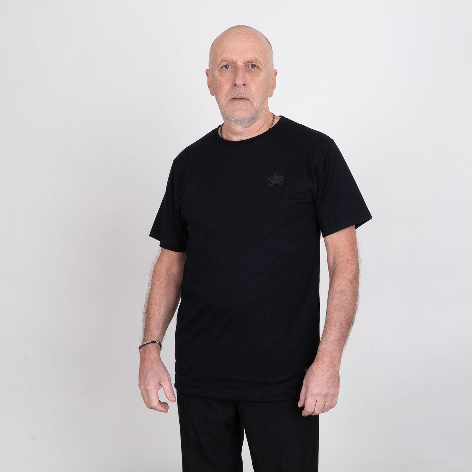 CB T-SHIRT - ALL BLACK