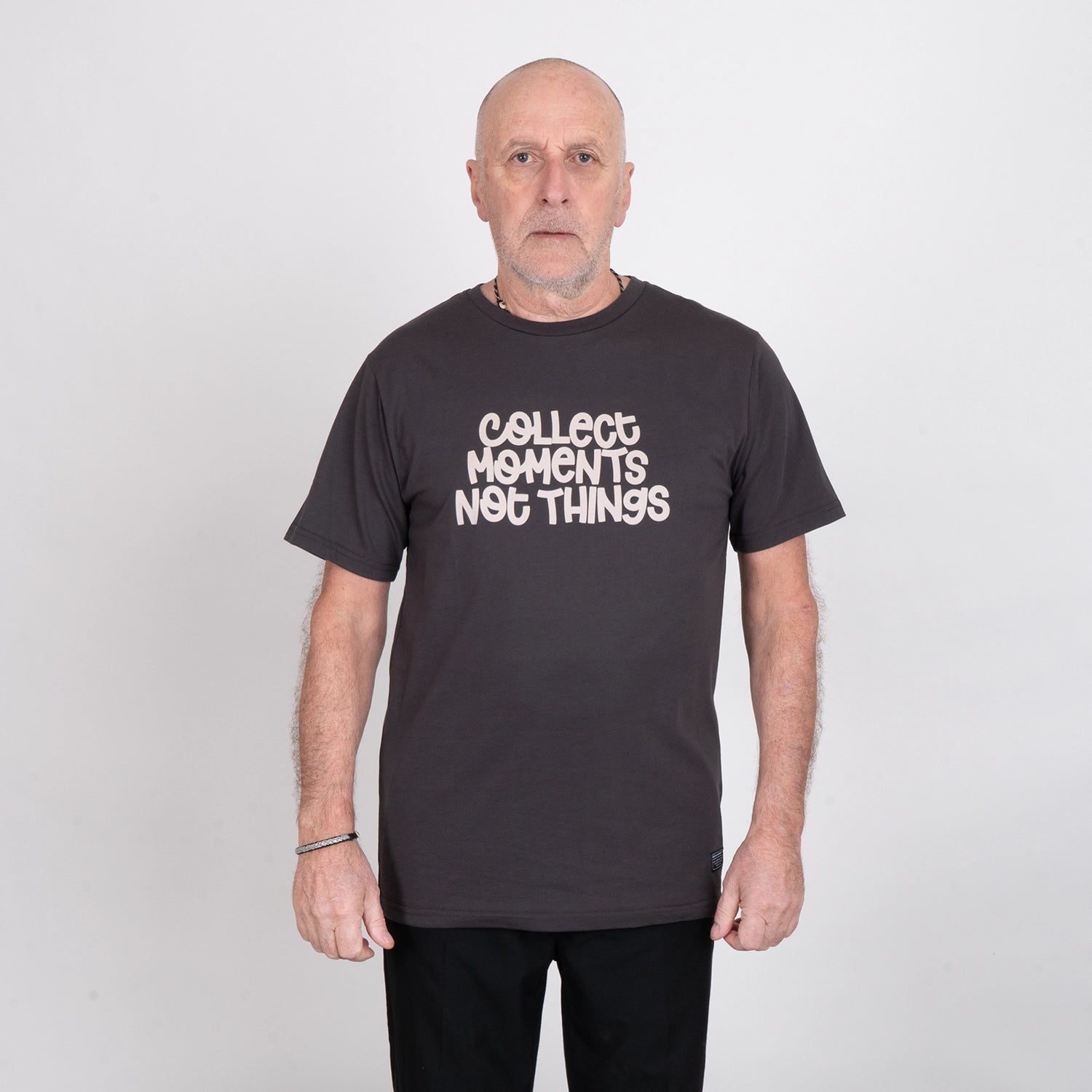 COLLECT T-SHIRT - SLATE GREY