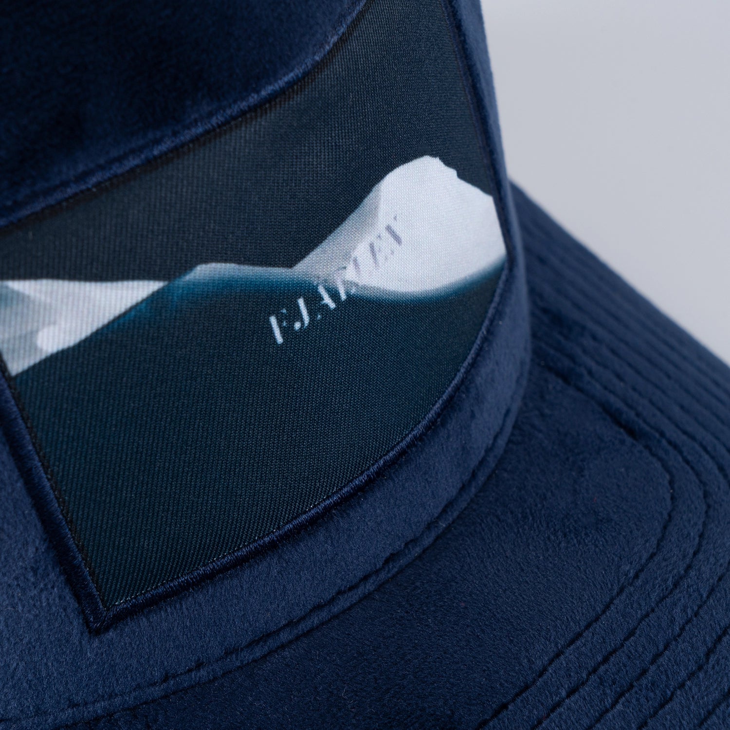 FJÄLLEN VELVET TRUCKER KEPS - NAVY