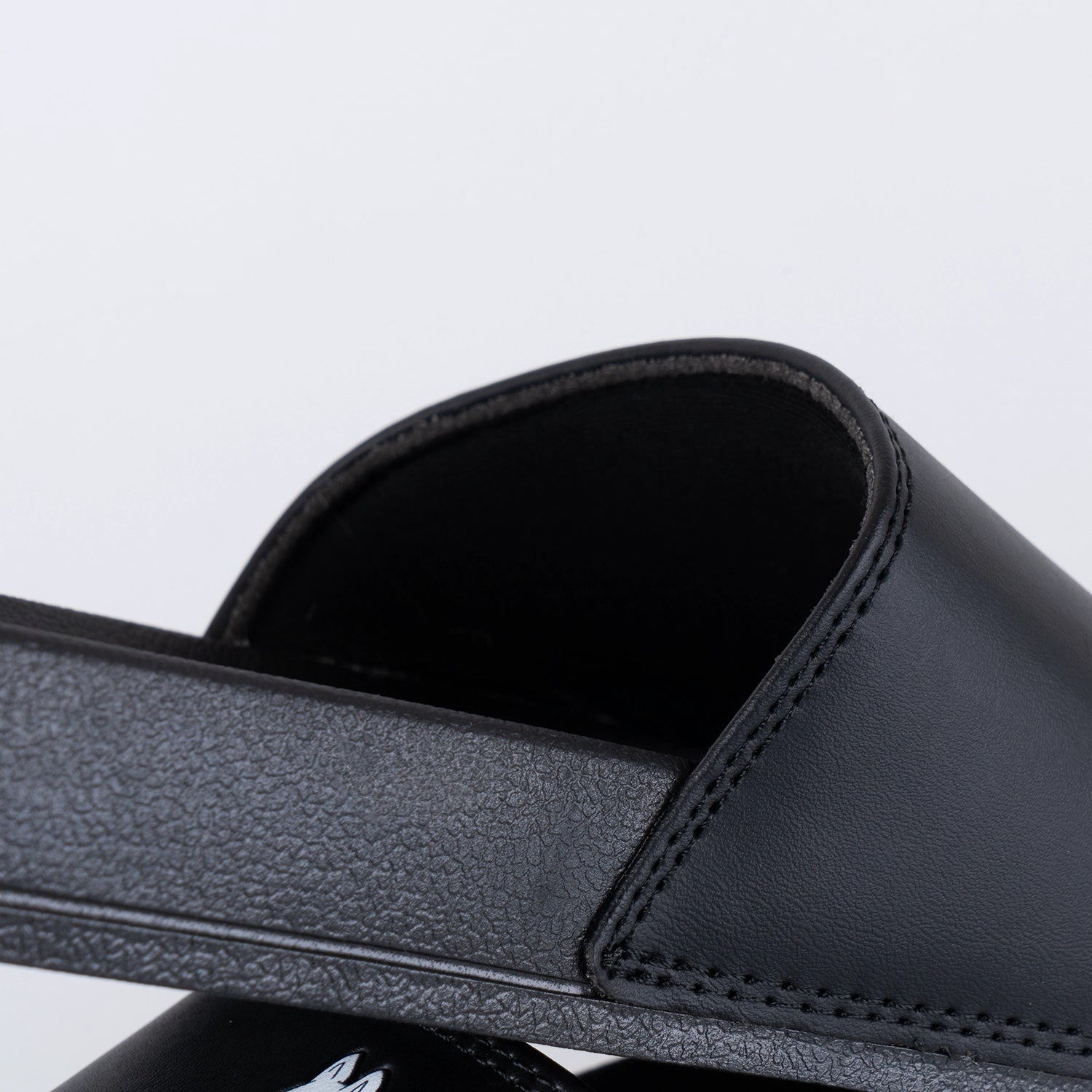 MOOMIN LUXE TOFFLA - MUMIN BLACK