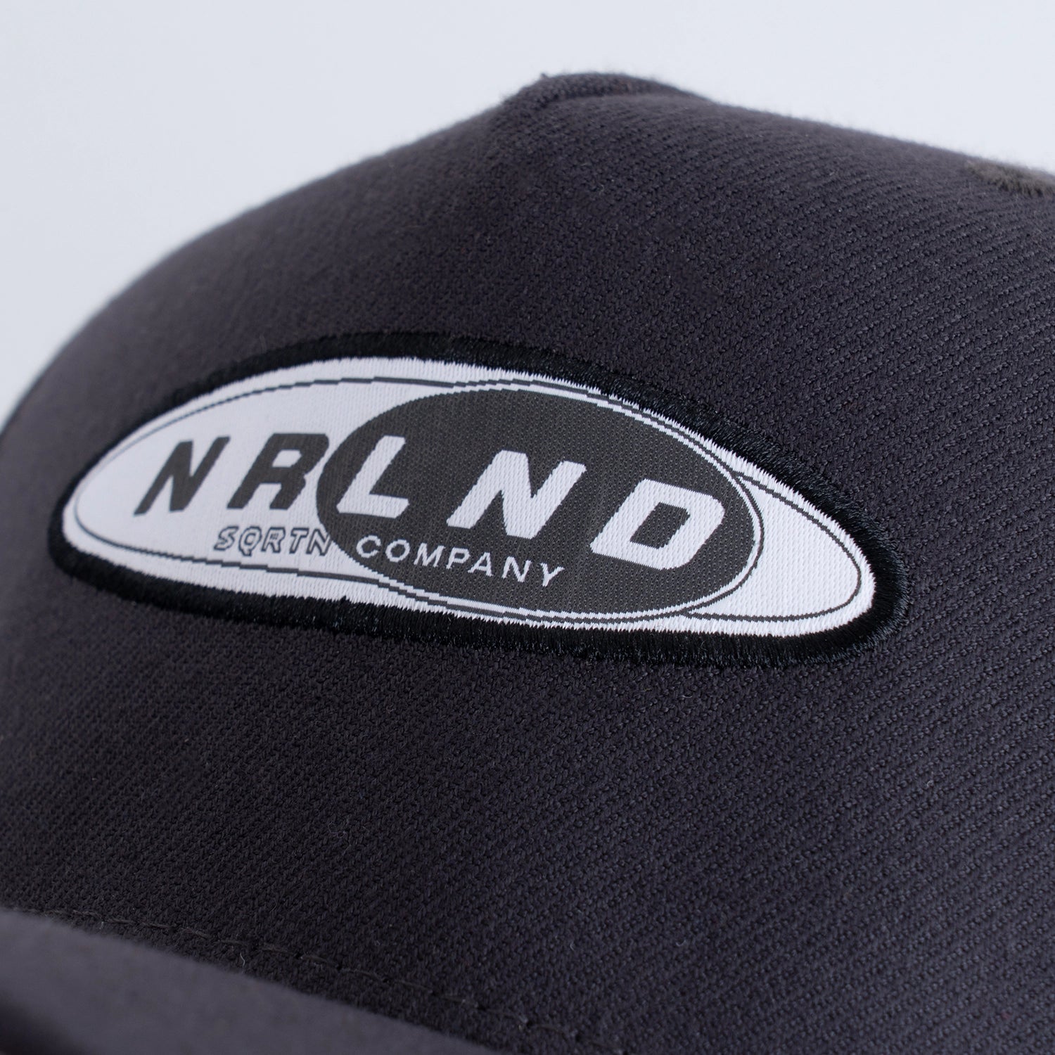 NOSTALGIC B-FRAME KEPS - DARK GREY