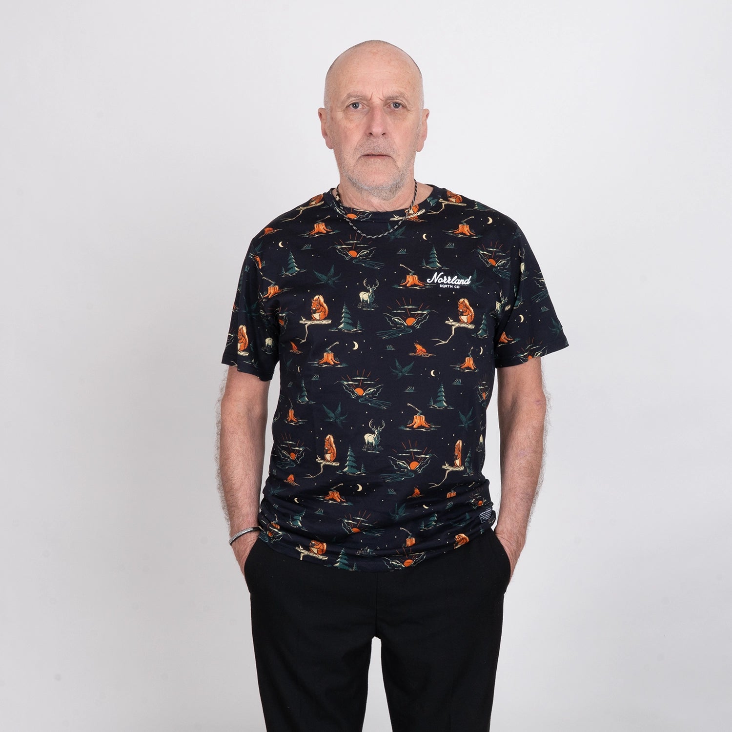 TGN MINISCRIPT T-SHIRT - TIMBER BLACK