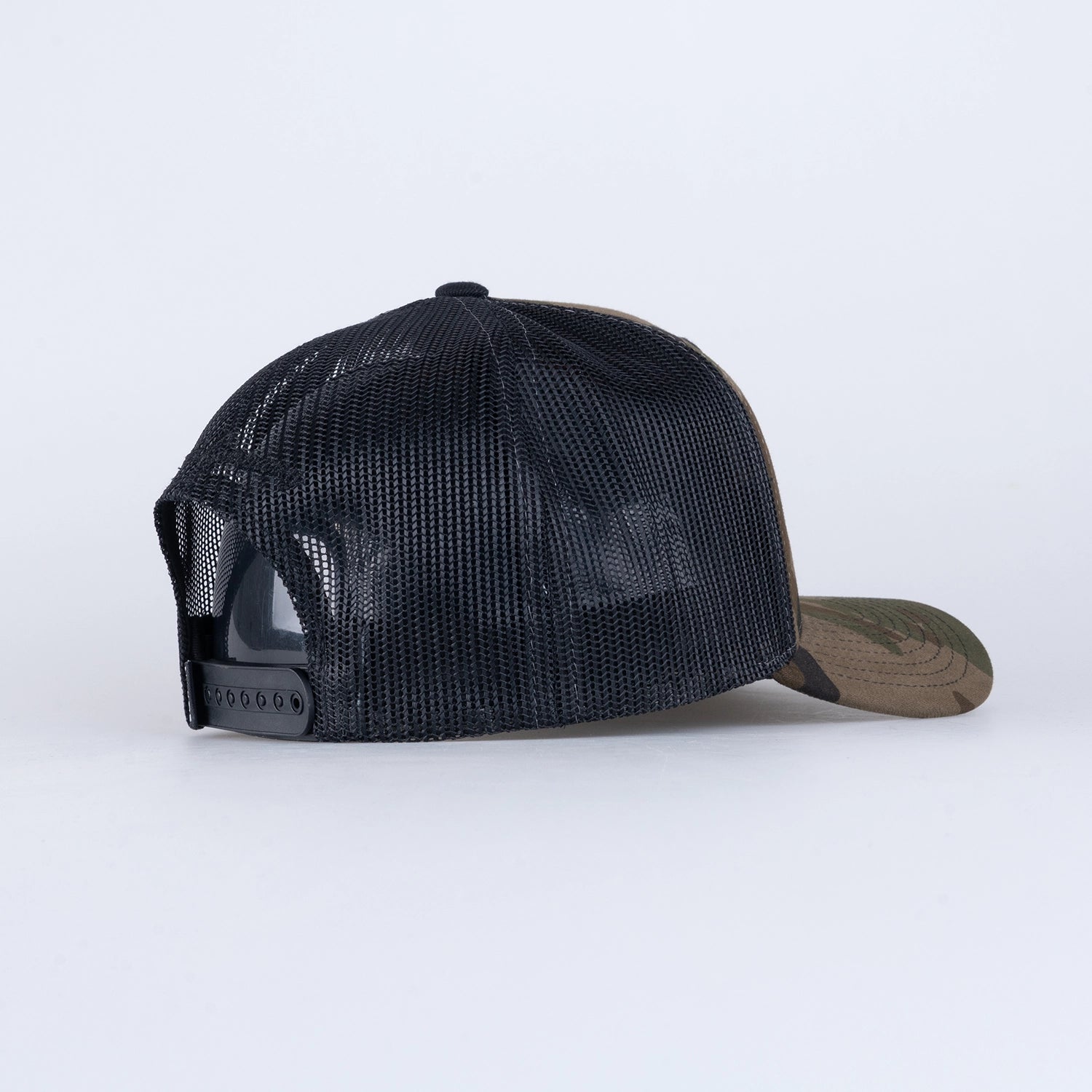 TGN SCRIPT TRUCKER KEPS - HOOKED CAMO