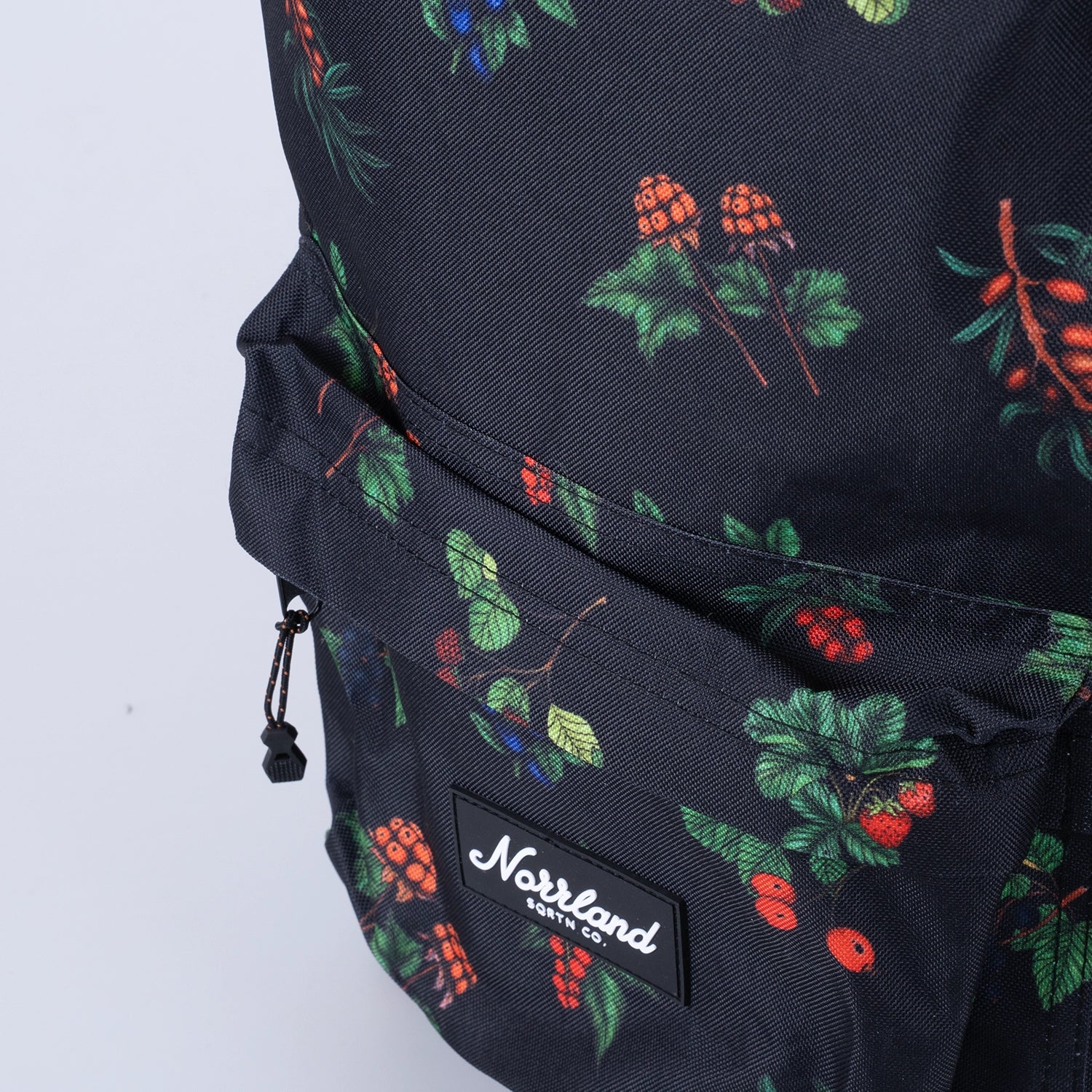 BERRY BACKPACK - BLACK