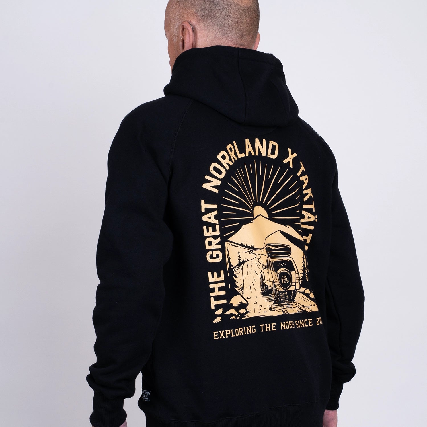 EXPLORE HOODIE - TKT BLACK