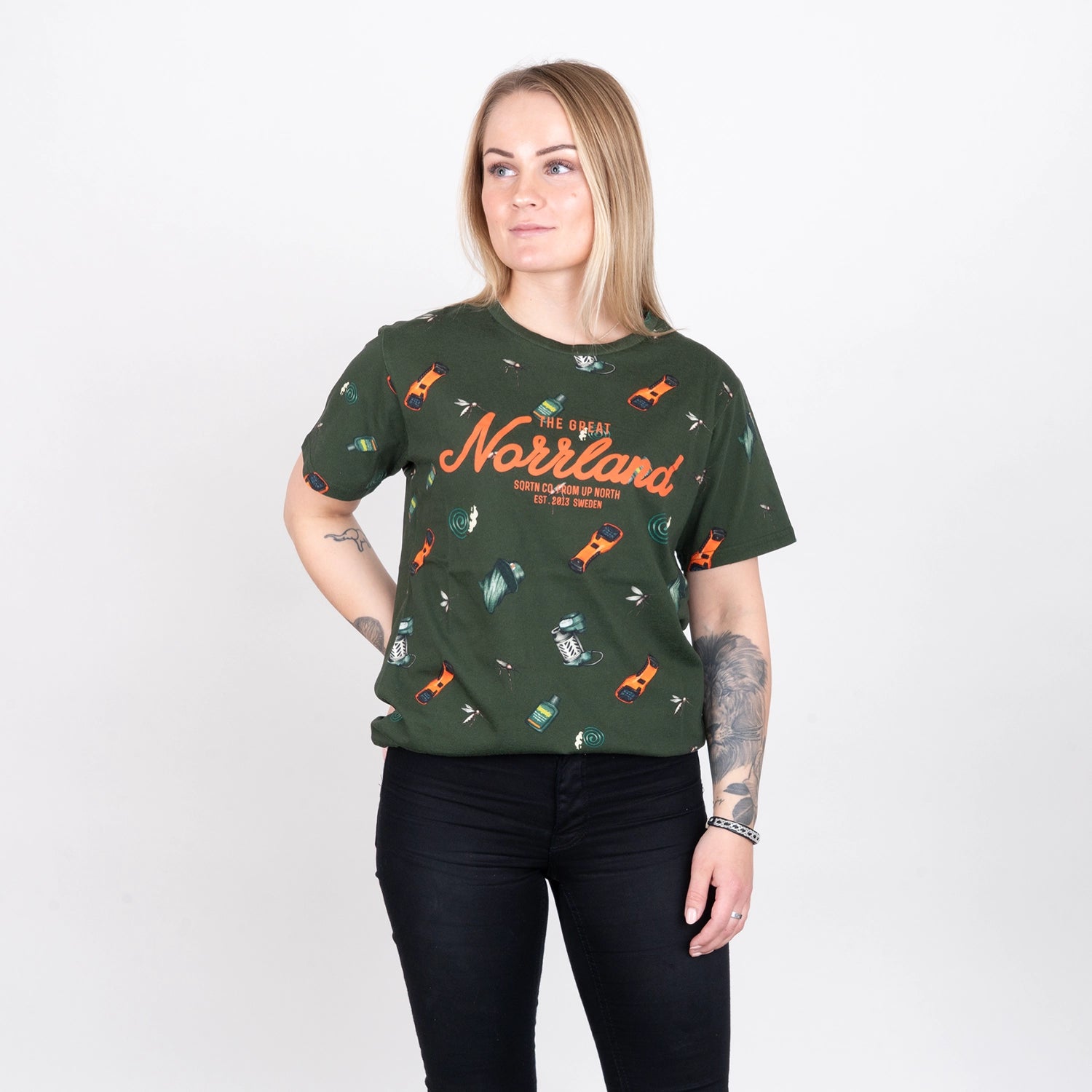 GREAT NORRLAND T-SHIRT - MYGGA OLIVE