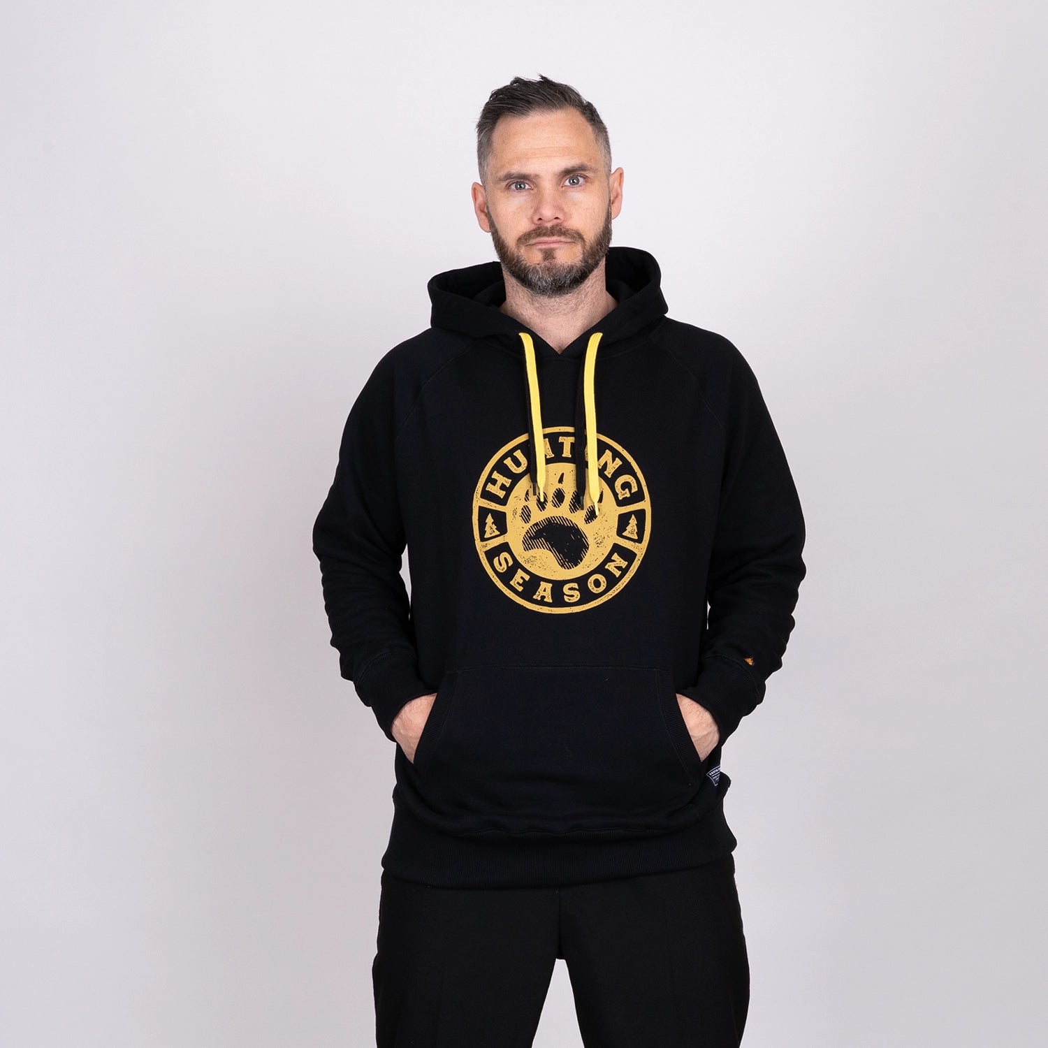 SEASON HOODIE - BLACK