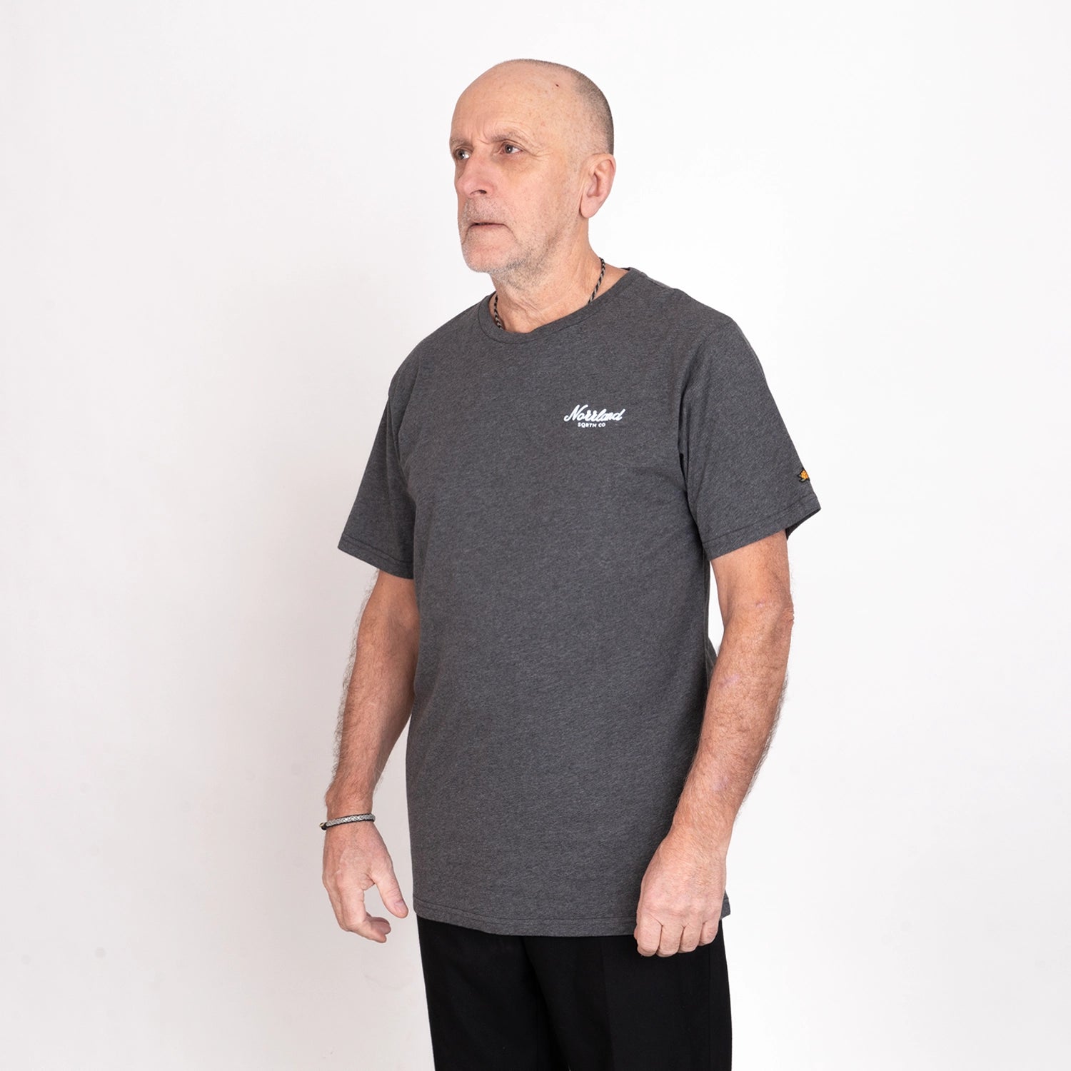 TGN MINI SCRIPT T-SHIRT - CHARCOAL