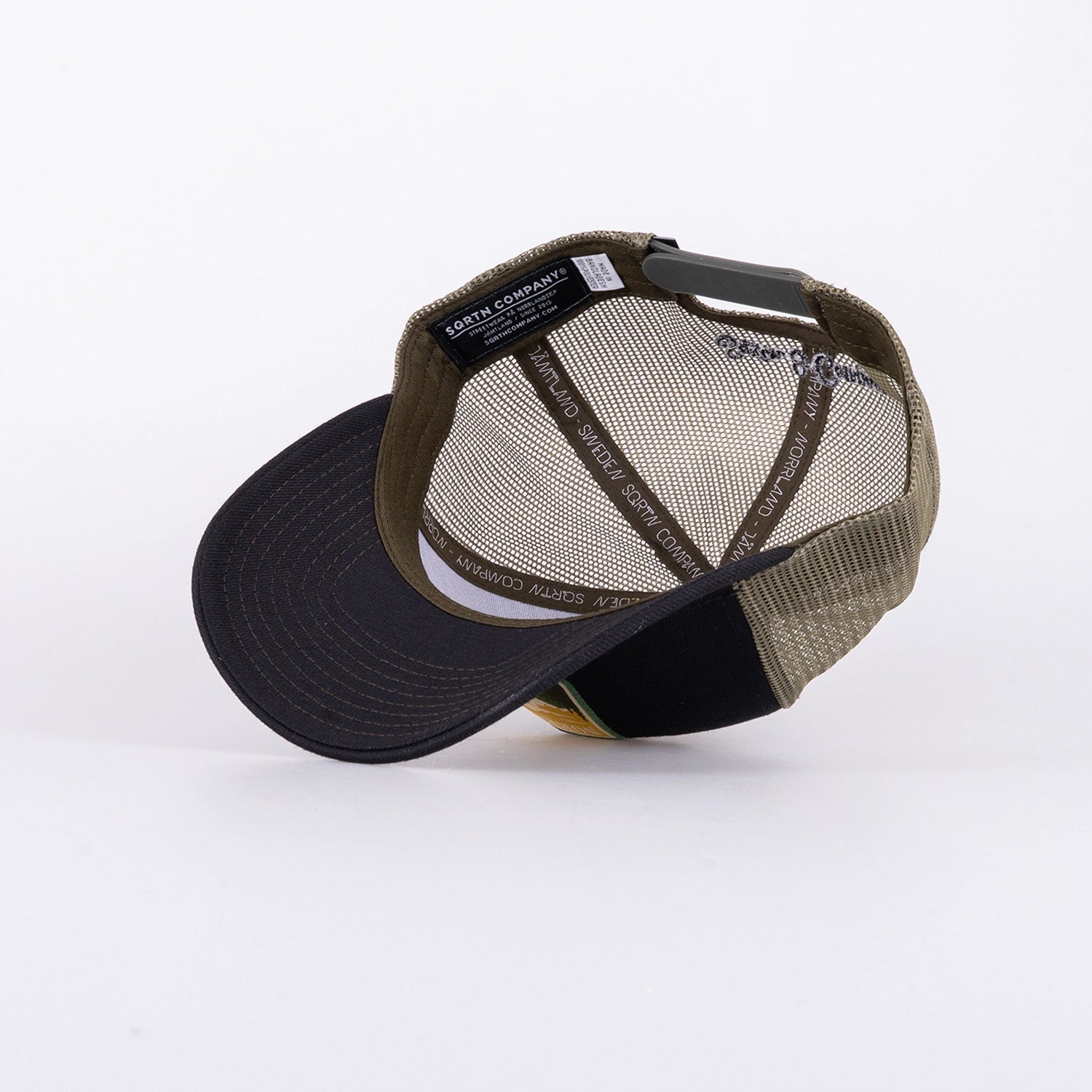 VACATION CLUB TRUCKER KEPS - BLACK